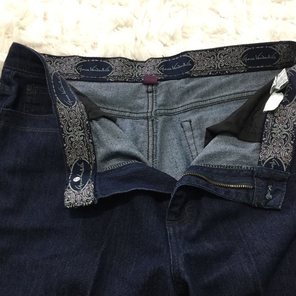 Gloria Vanderbilt - Women Demin BlueJeans - Picture 4 of 8